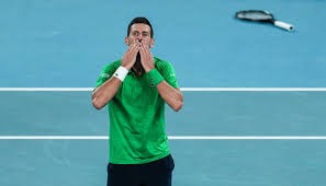 杜兰特28+10火箭险胜公牛结束3连败 申京23+7+11阿门23分