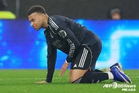 金摇杆公布投票数据：《33号远征队》断崖式第一！