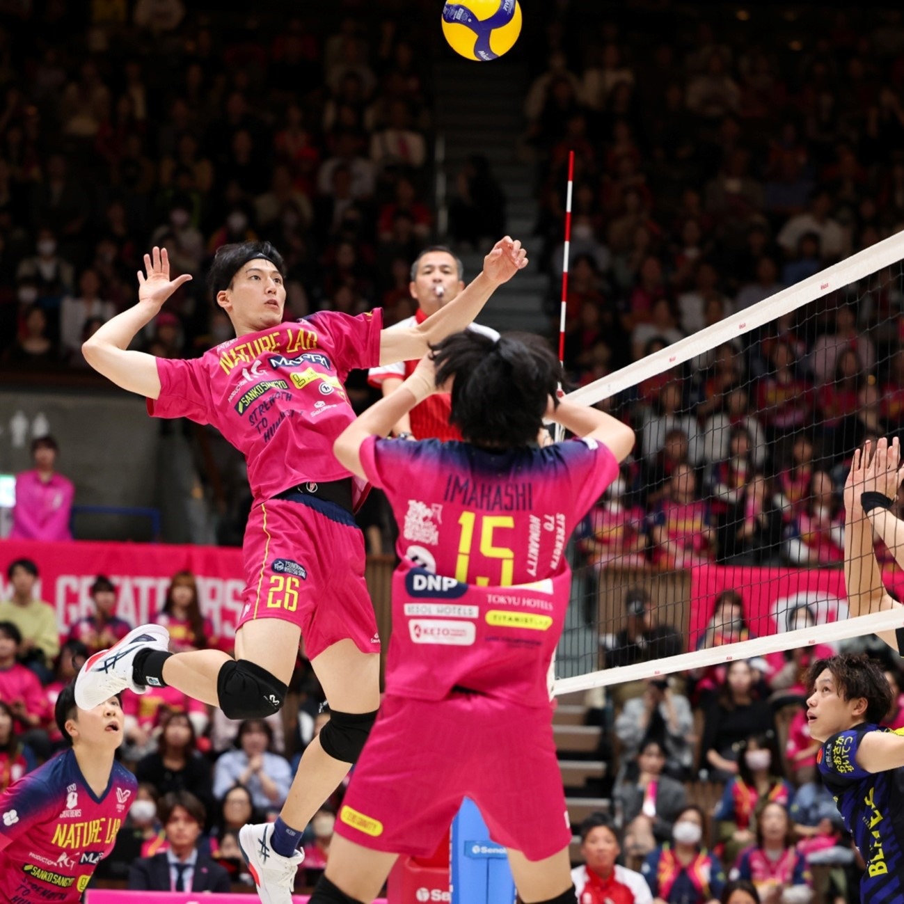 忍不了了！AL经理强势回应Bin赛后言论，韩网热议Bin不尊重对手