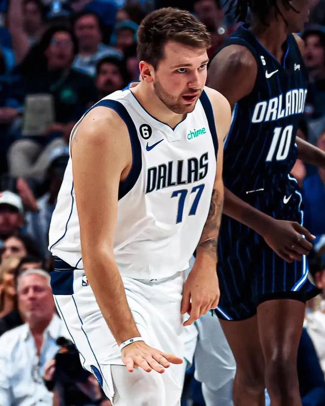 在他的身上 在他的身上